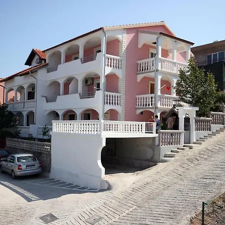 Διαμέρισμα Mastrinka 4648c